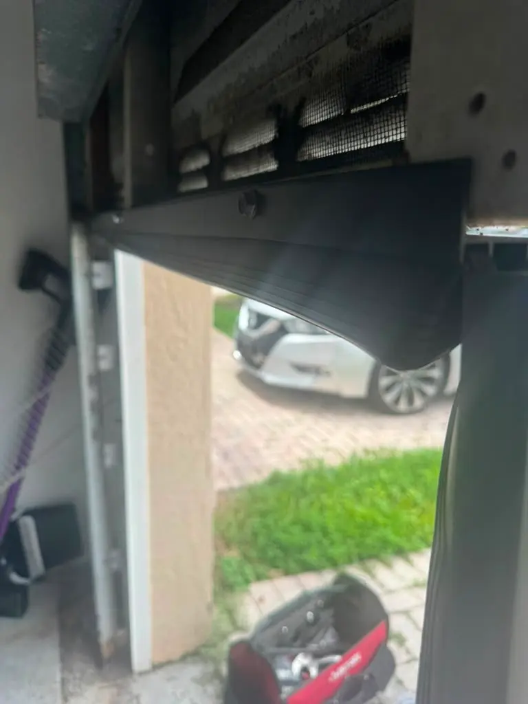 usa-garage-door-repair-bottom-seal-installation