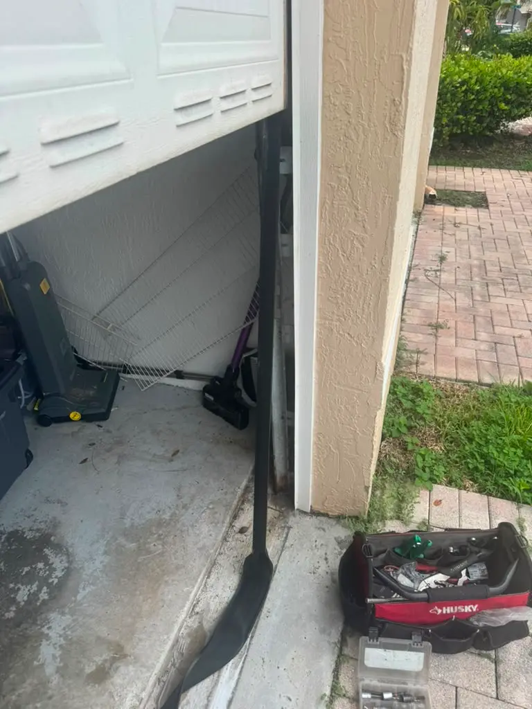 usa-garage-door-repair-side-track-and-tools